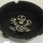 POLY ASHTRAY 4 SKULL