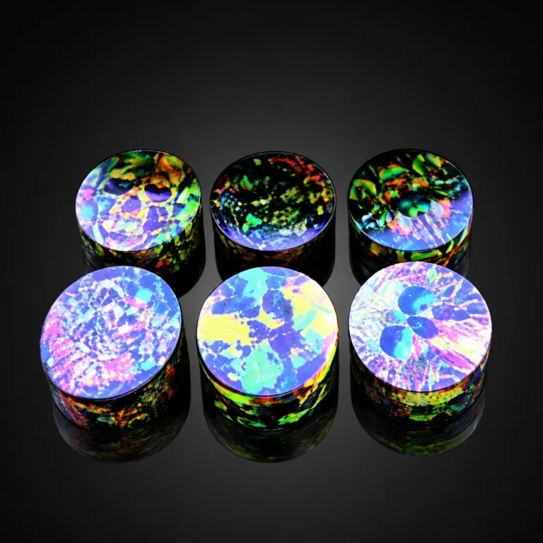 GRINDER GLOW IN DARK 63 MM 4 PARTS  ASST