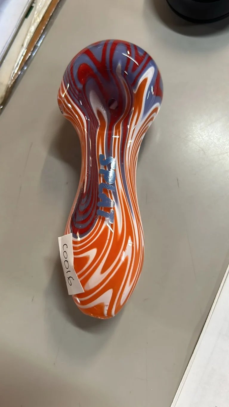 twist splat hand pipe