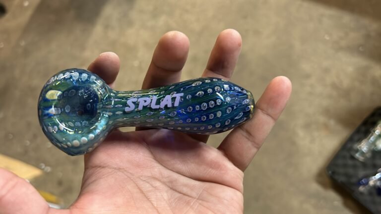 twist splat hand pipe 5" 3 Asst