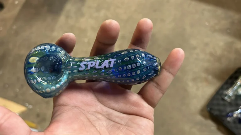 twist splat hand pipe 5" 3 Asst