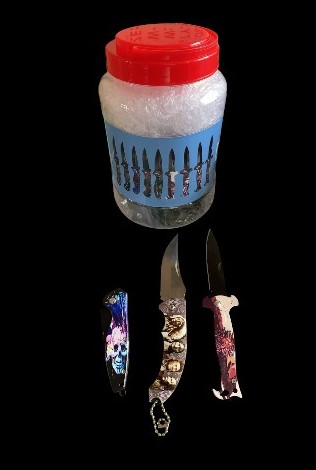Knives 5 asst in a jar 24 pcs