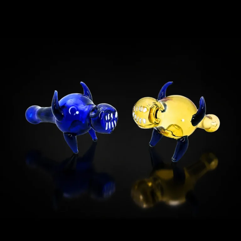 Glass Pipe 5" Bull design