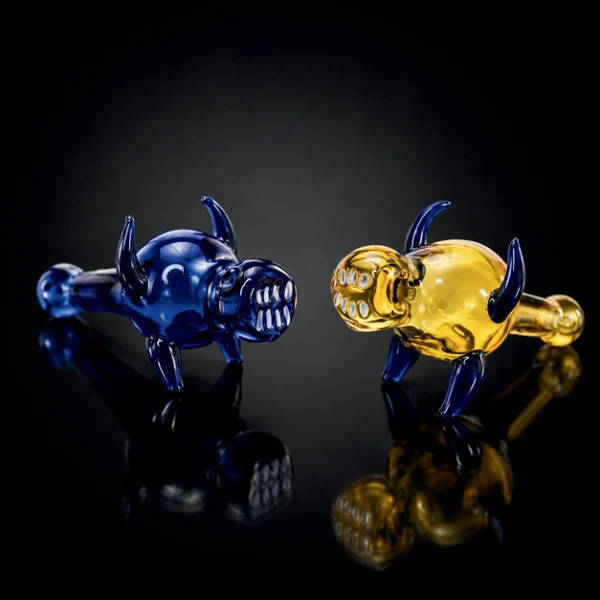 Glass Pipe 5" Bull design